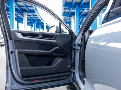 2025 Porsche Cayenne Cayenne Coupe