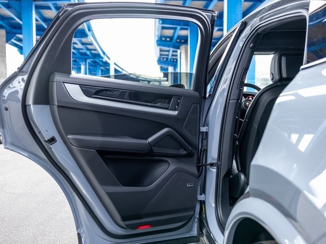 2025 Porsche Cayenne Cayenne Coupe