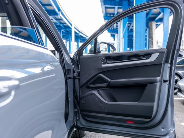 2025 Porsche Cayenne Cayenne Coupe