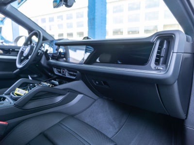 2026 Porsche Cayenne Cayenne Coupe