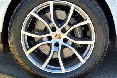 2025 Porsche Cayenne Cayenne Coupe