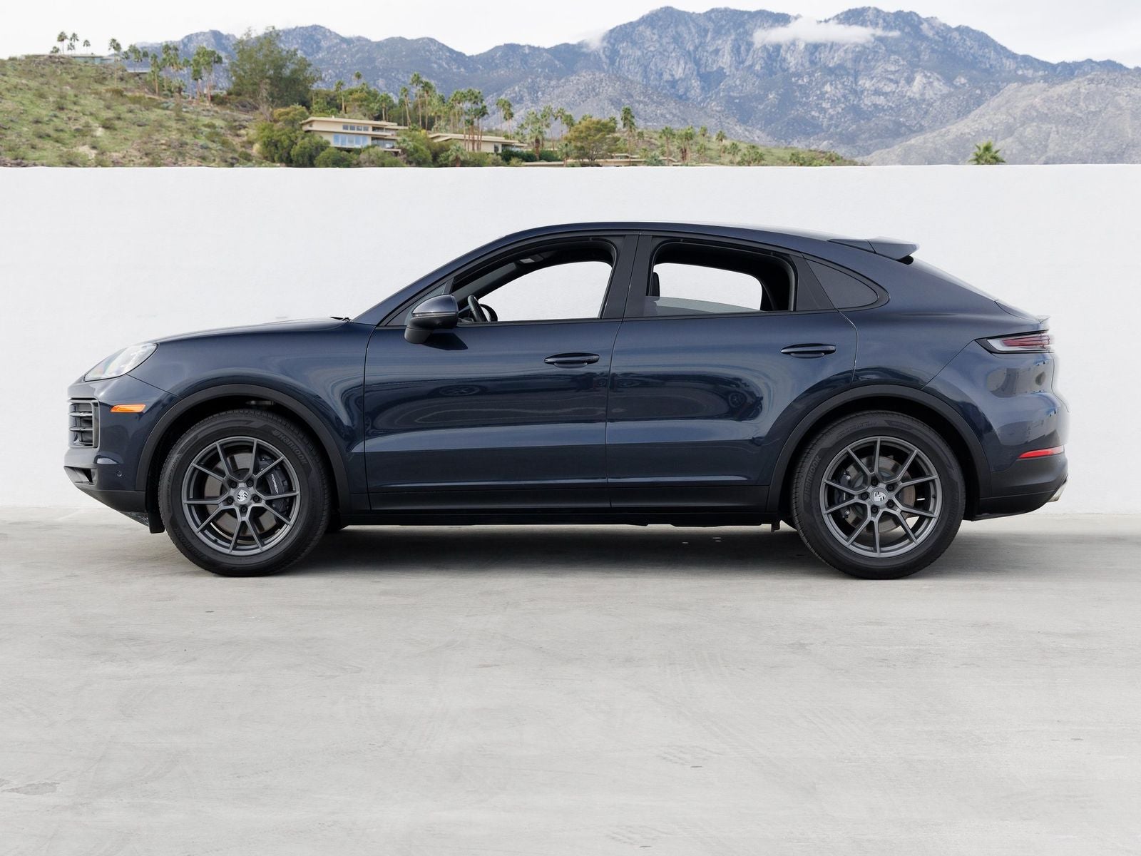2025 Porsche Cayenne Coupe Base