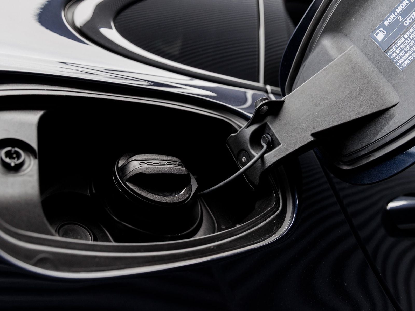 2025 Porsche Cayenne Coupe Base