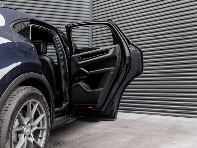 2025 Porsche Cayenne Coupe Base