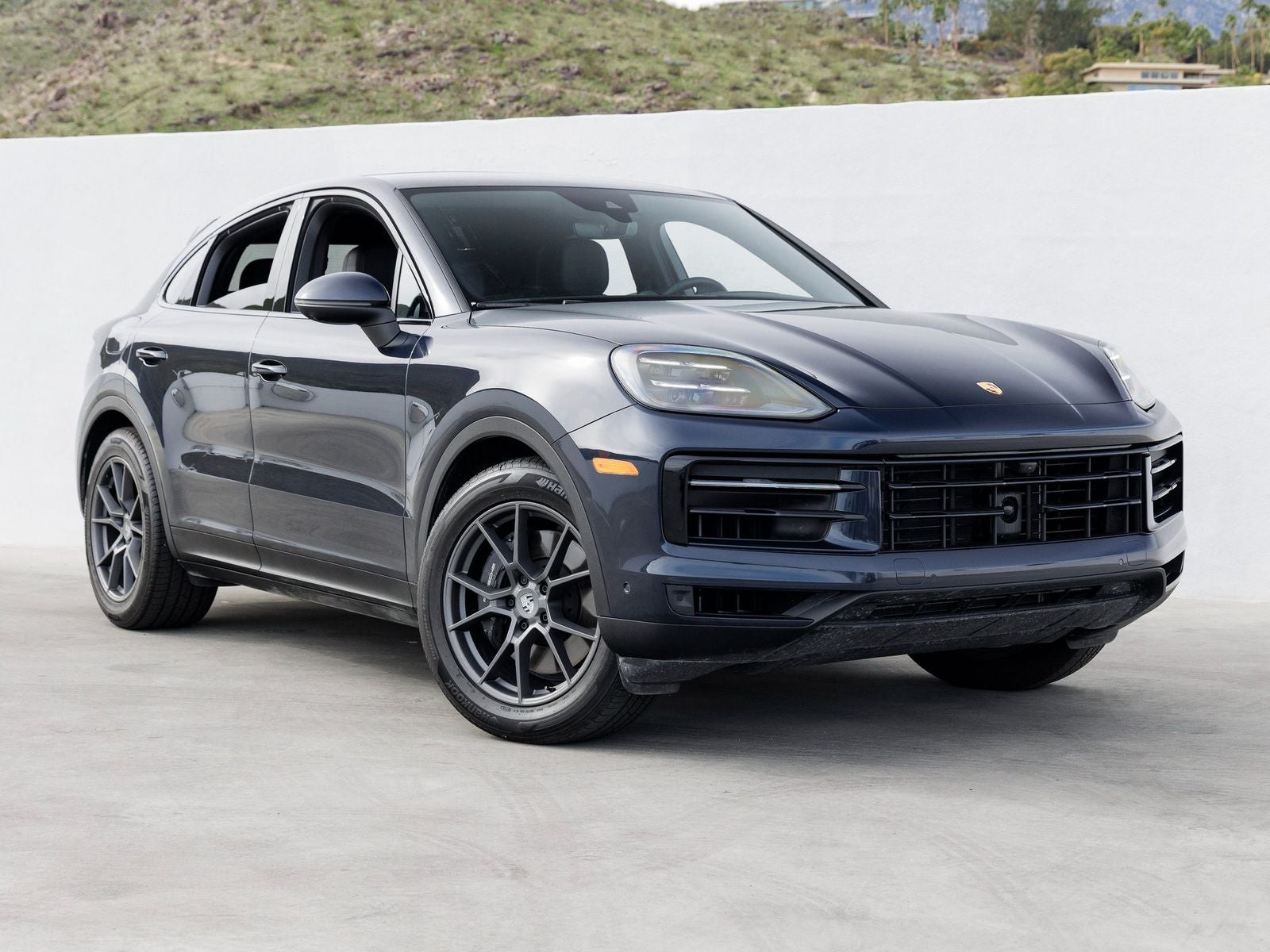 2025 Porsche Cayenne Coupe Base