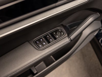 2025 Porsche Cayenne Coupe