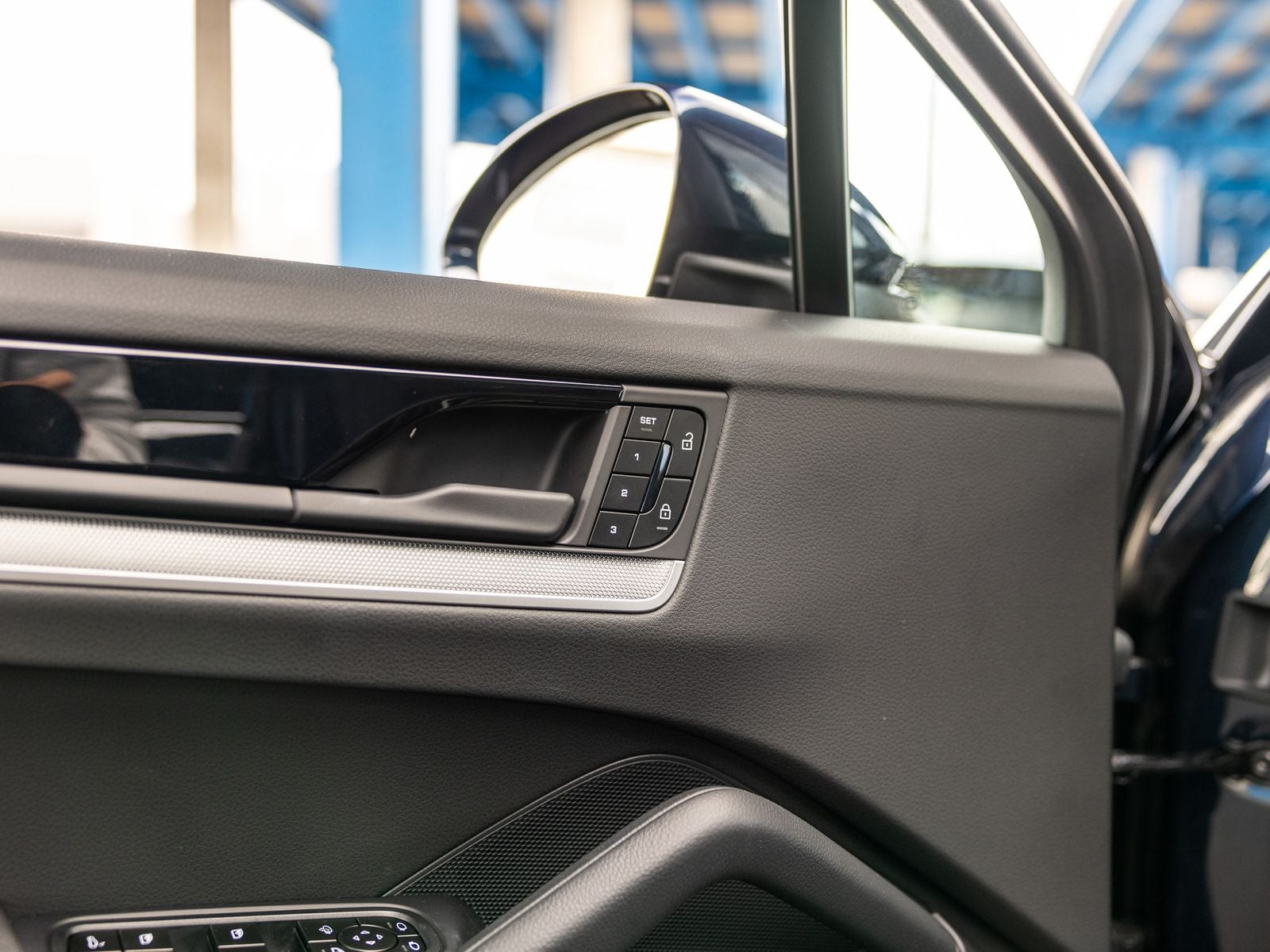 2025 Porsche Cayenne Coupe