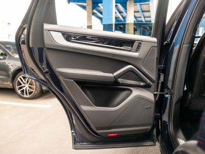 2025 Porsche Cayenne Coupe