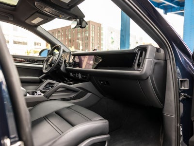 2025 Porsche Cayenne Coupe