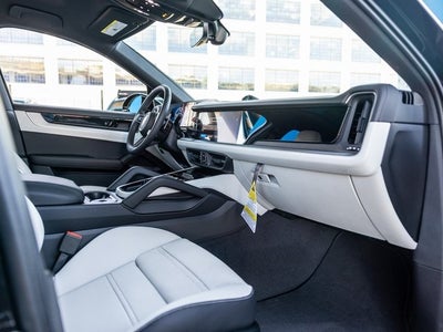 2025 Porsche Cayenne Cayenne Coupe