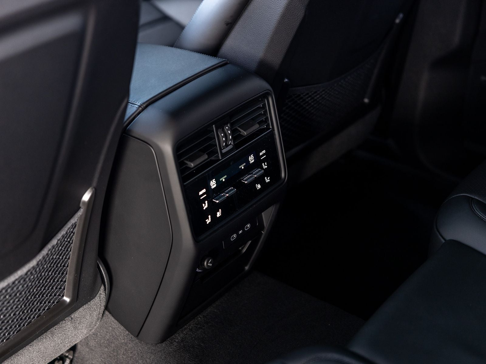 2026 Porsche Cayenne Coupe