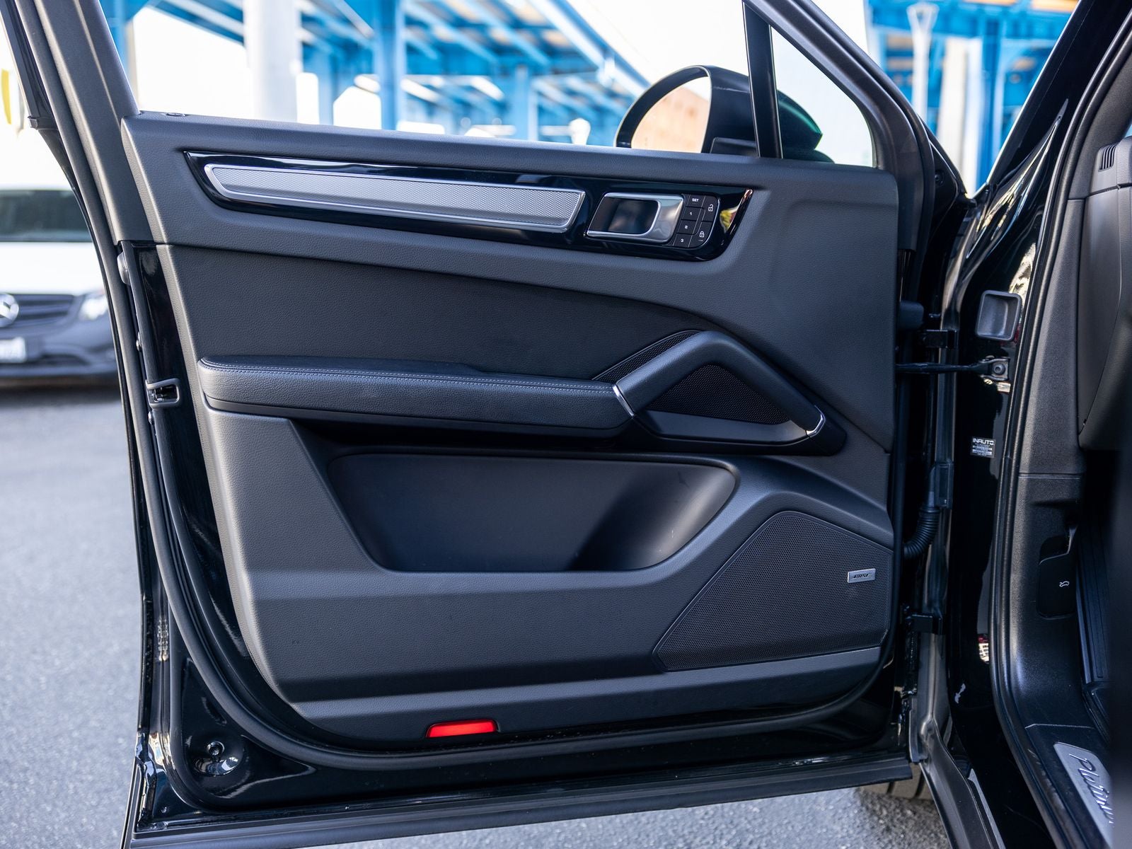 2023 Porsche Cayenne Coupe Platinum Edition