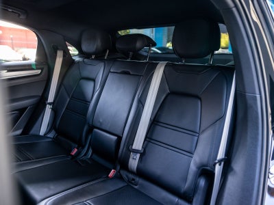 2023 Porsche Cayenne Coupe Platinum Edition