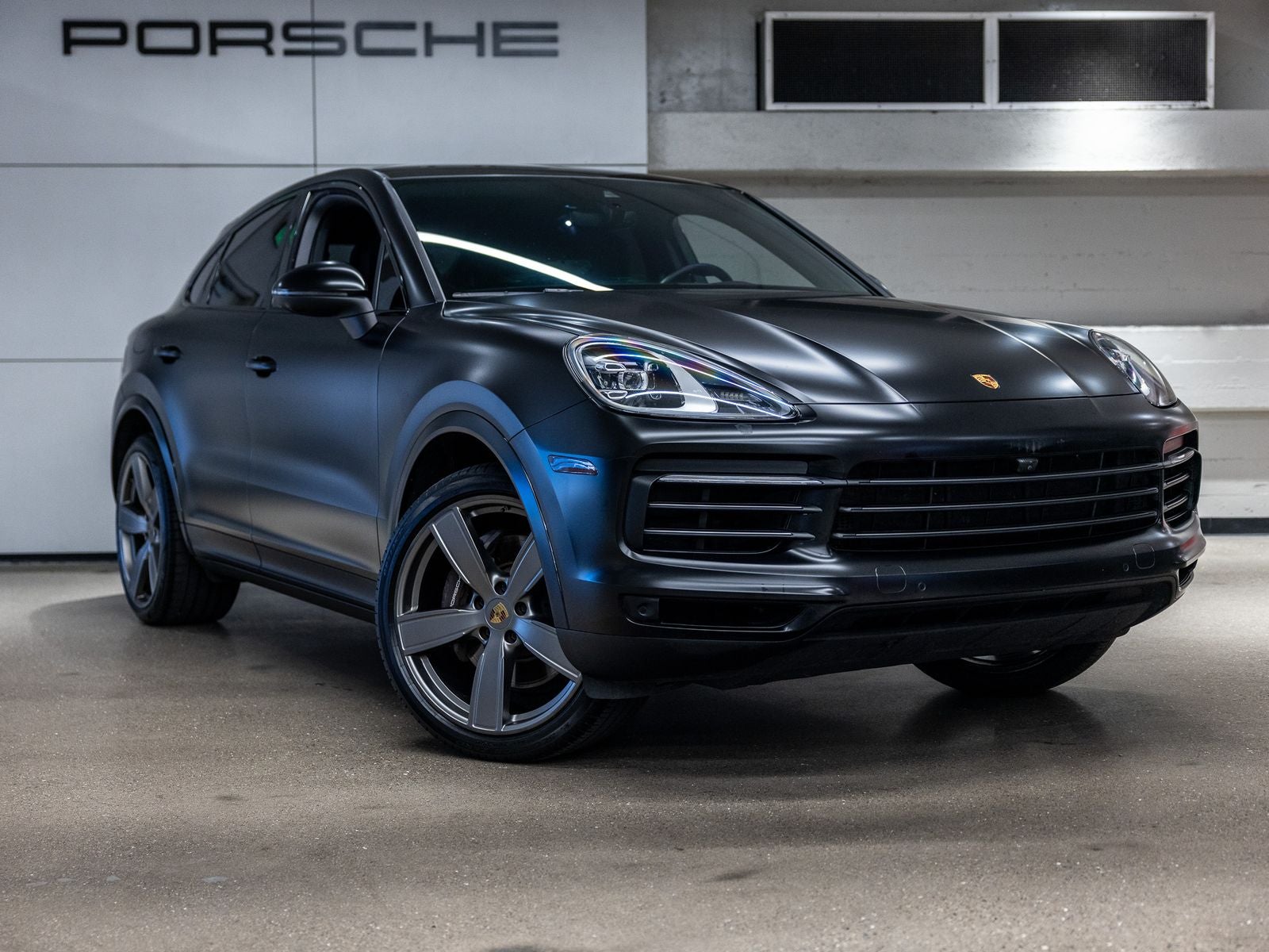 2023 Porsche Cayenne Coupe Platinum Edition