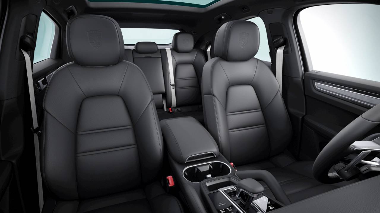 2023 Porsche Cayenne Coupe Platinum Edition