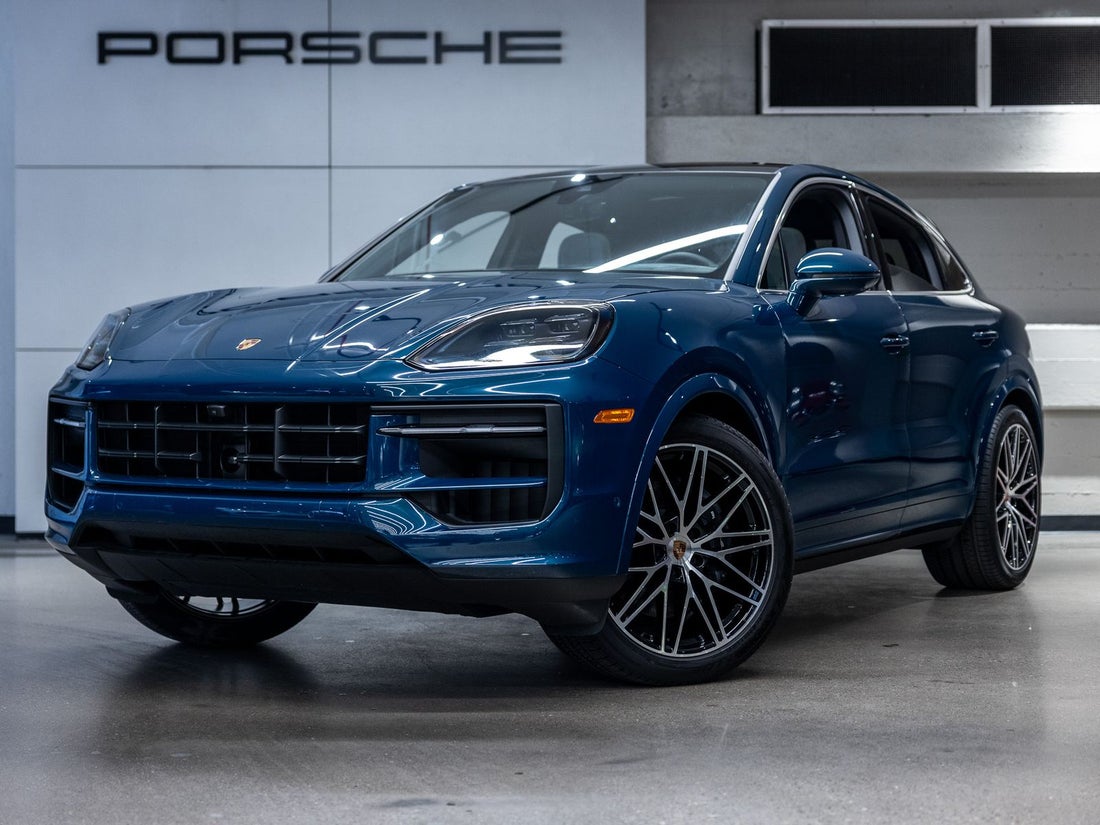 2025 Porsche Cayenne Coupe — photo 1 of 57