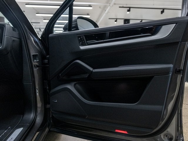 2026 Porsche Cayenne Cayenne Coupe