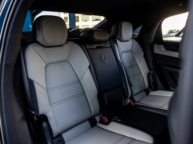 2025 Porsche Cayenne Cayenne Coupe