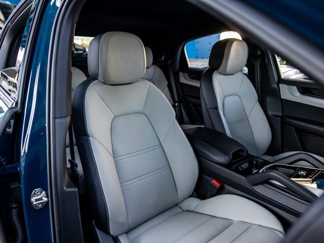 2025 Porsche Cayenne Cayenne Coupe