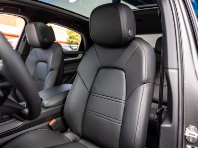 2025 Porsche Cayenne Coupe
