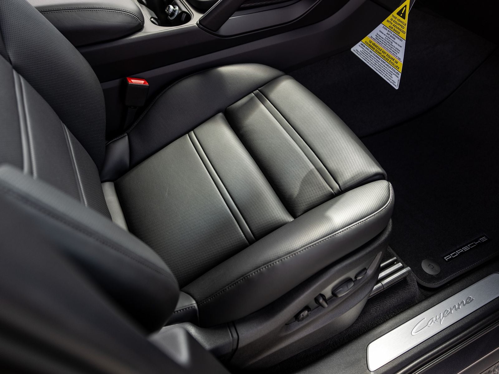 2025 Porsche Cayenne Coupe