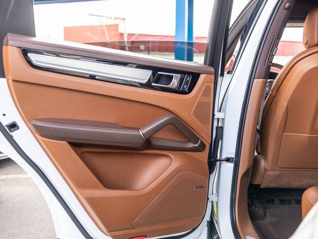 2023 Porsche Cayenne Cayenne Coupe Platinum Edition