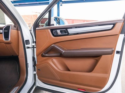 2023 Porsche Cayenne Cayenne Coupe Platinum Edition