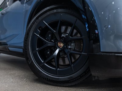 2026 Porsche Cayenne Cayenne S Coupe Electric