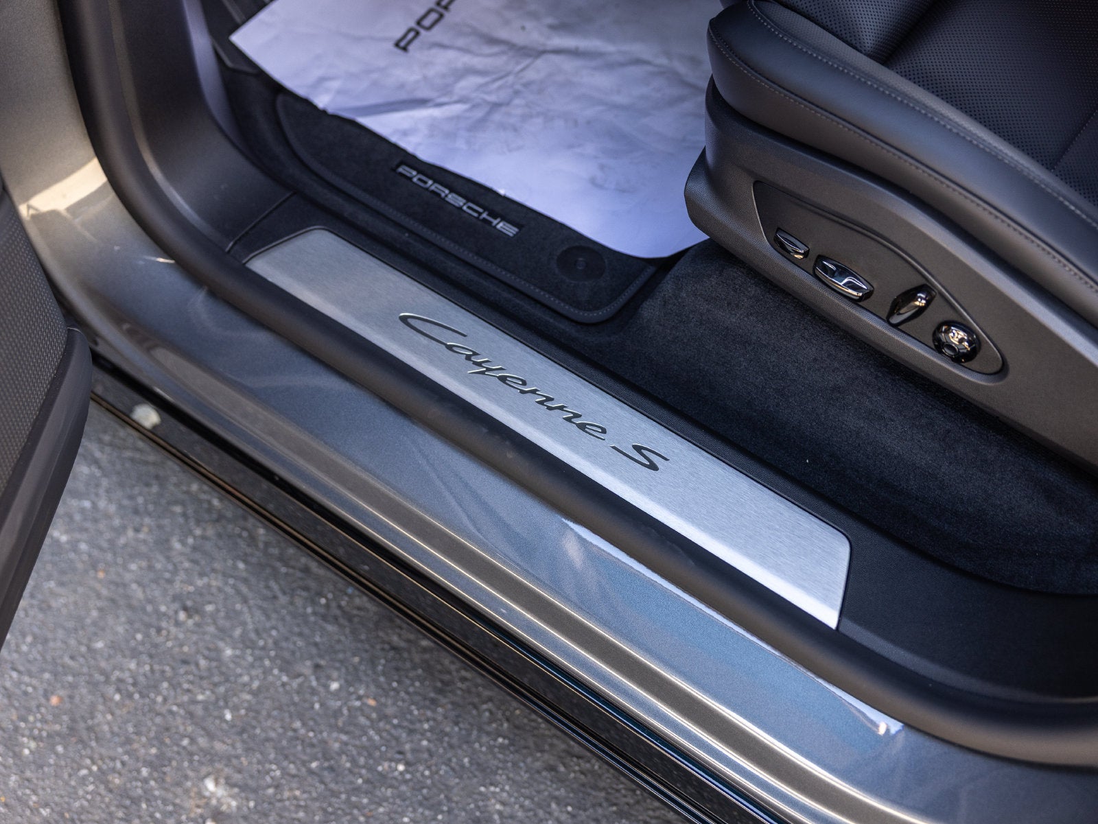 2026 Porsche Cayenne Cayenne S Coupe Electric