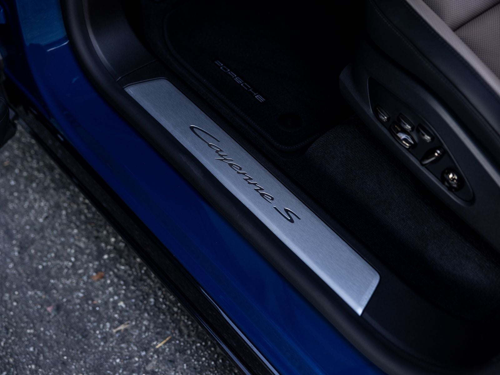 2026 Porsche Cayenne Cayenne S Coupe Electric