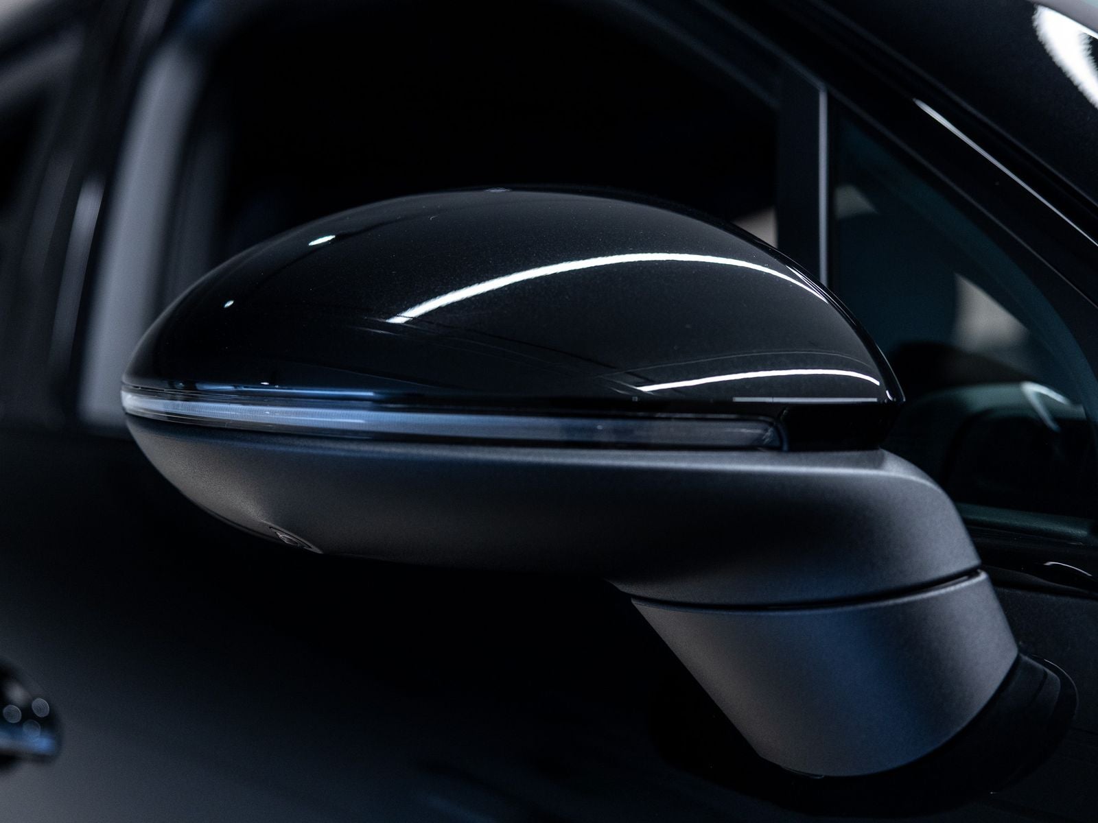 2026 Porsche Cayenne E-Hybrid Coupe