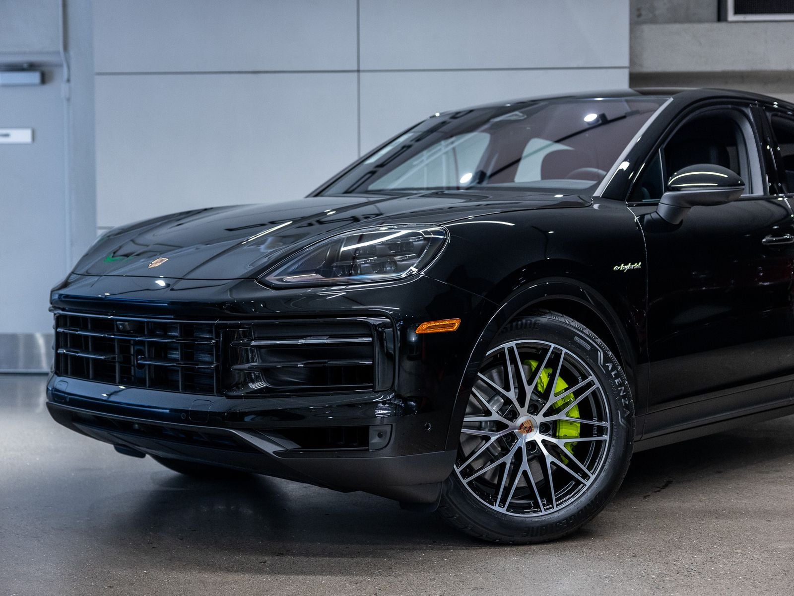2026 Porsche Cayenne E-Hybrid Coupe