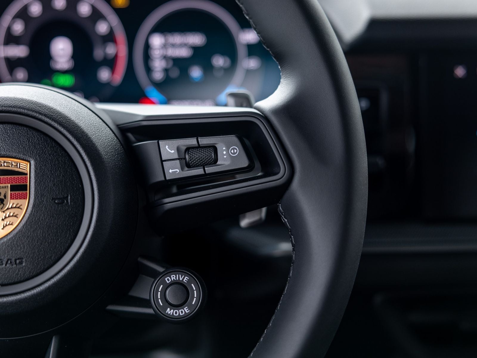 2026 Porsche Cayenne E-Hybrid Coupe