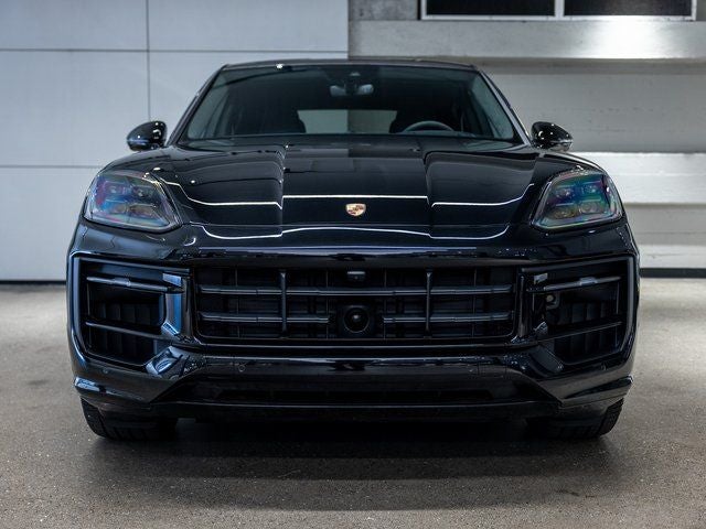 2025 Porsche Cayenne Cayenne GTS Coupe