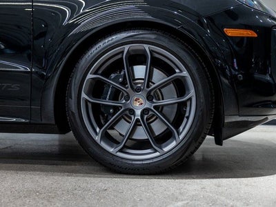 2025 Porsche Cayenne Cayenne GTS Coupe