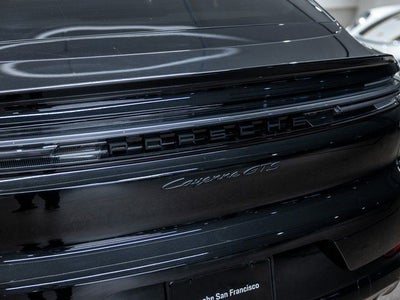 2025 Porsche Cayenne Cayenne GTS Coupe