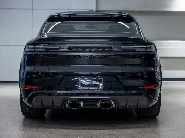 2025 Porsche Cayenne Cayenne GTS Coupe