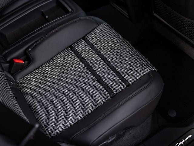 2026 Porsche Cayenne Cayenne GTS Coupe