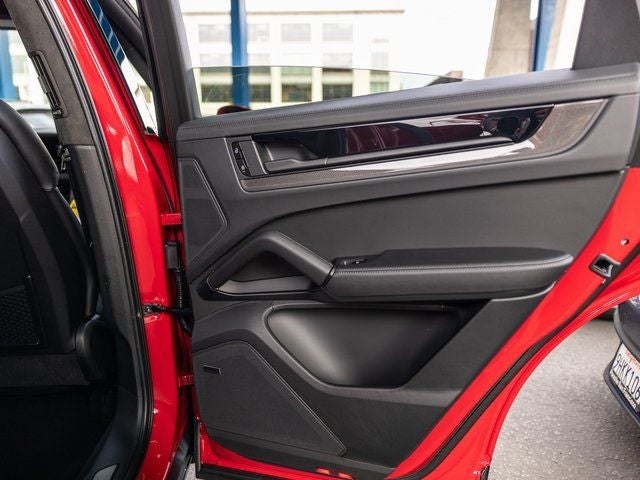 2026 Porsche Cayenne Cayenne GTS Coupe