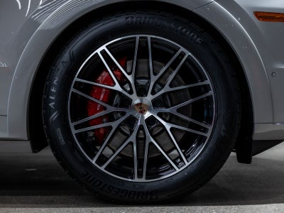 2026 Porsche Cayenne GTS Coupe