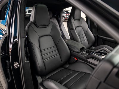 2026 Porsche Cayenne Cayenne GTS Coupe
