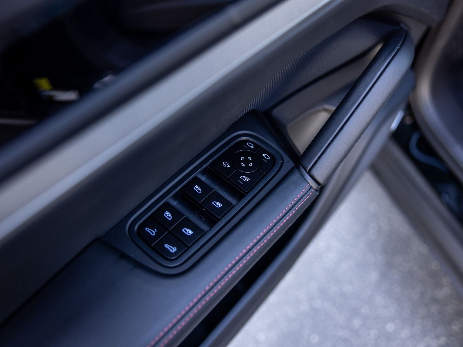 2026 Porsche Cayenne S Coupe