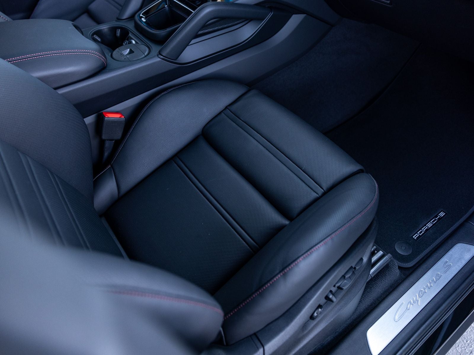 2026 Porsche Cayenne S Coupe