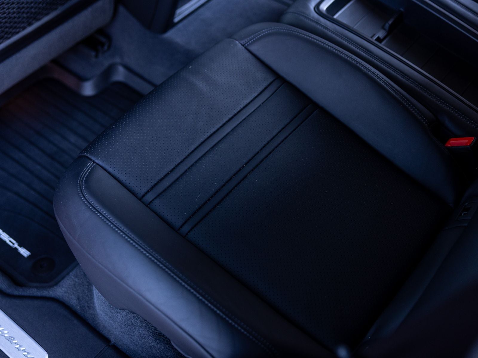 2024 Porsche Cayenne Cayenne S Coupe