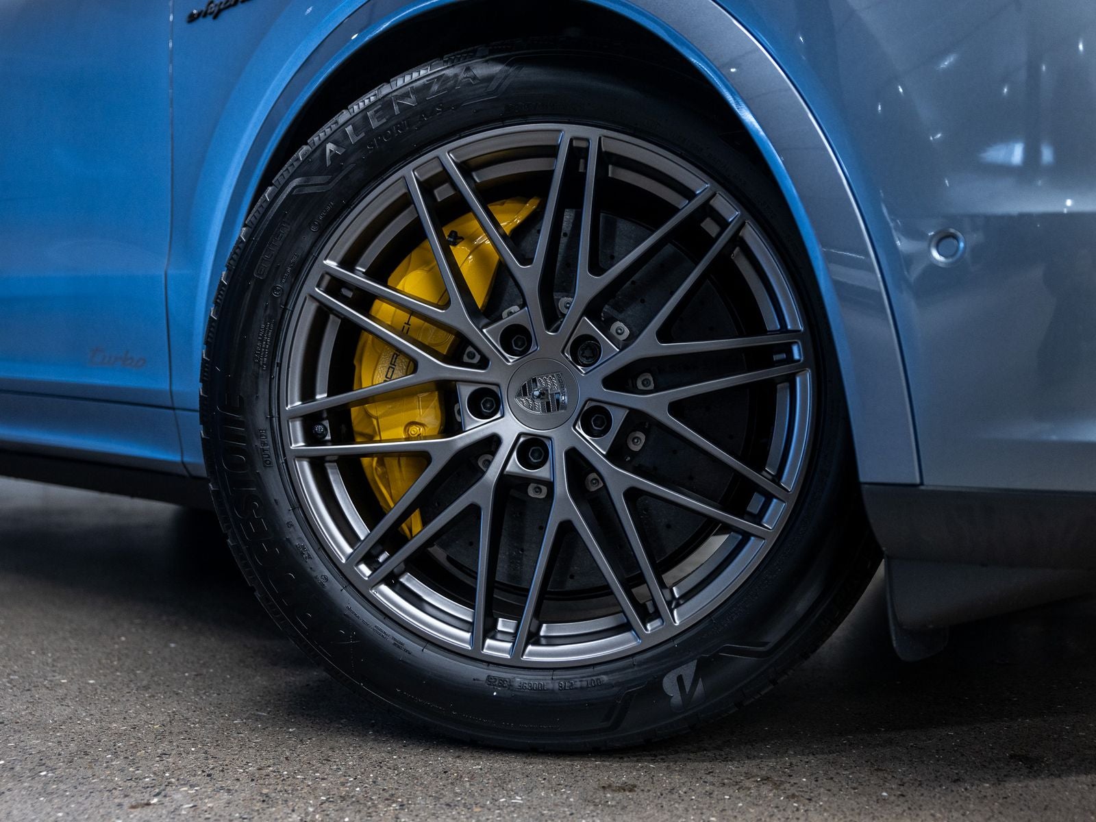 2026 Porsche Cayenne Turbo E-Hybrid Coupe