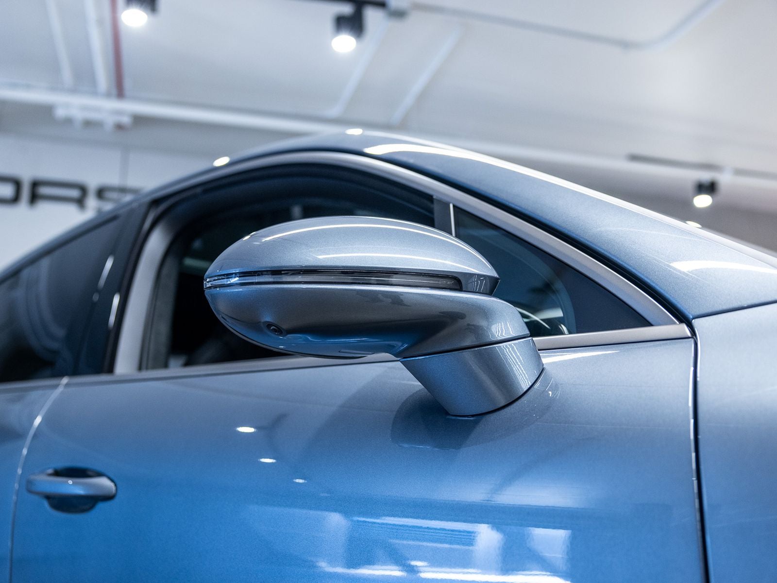 2026 Porsche Cayenne Turbo E-Hybrid Coupe