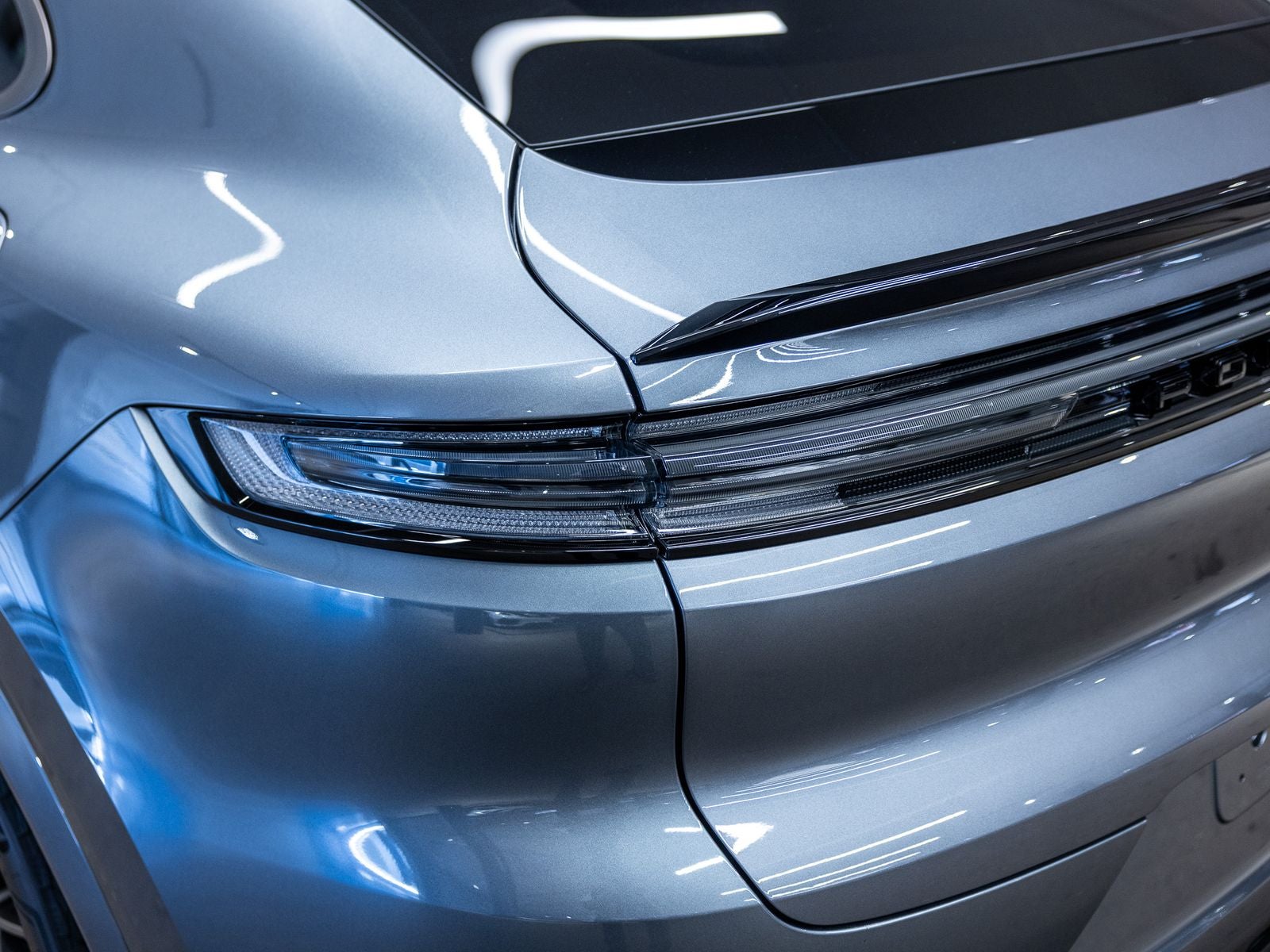 2026 Porsche Cayenne Turbo E-Hybrid Coupe