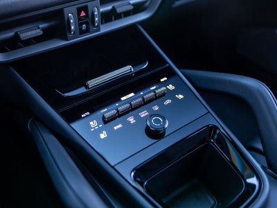 2026 Porsche Cayenne Turbo E-Hybrid Coupe