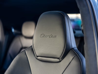 2026 Porsche Cayenne Turbo E-Hybrid Coupe