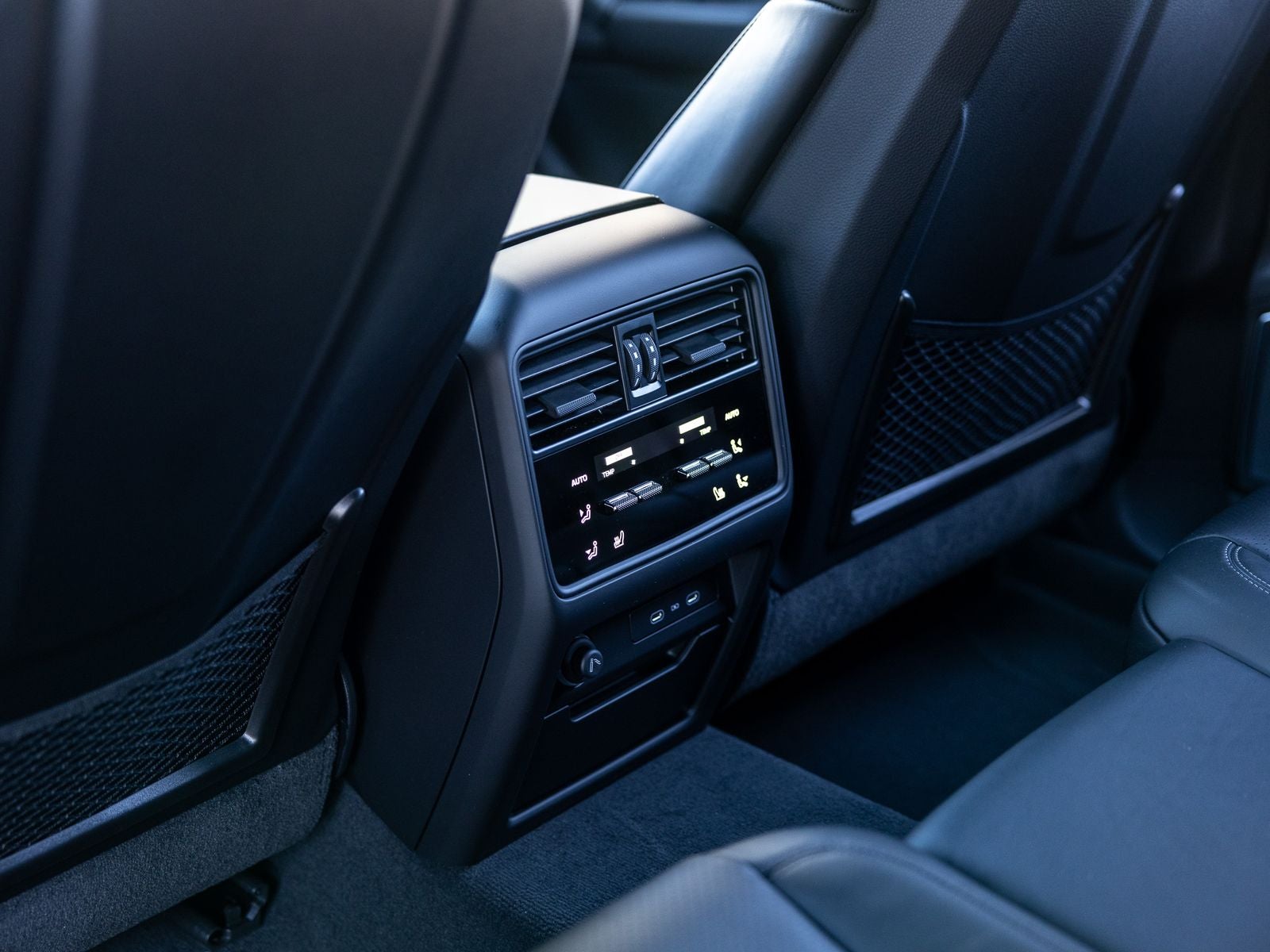 2026 Porsche Cayenne Turbo E-Hybrid Coupe